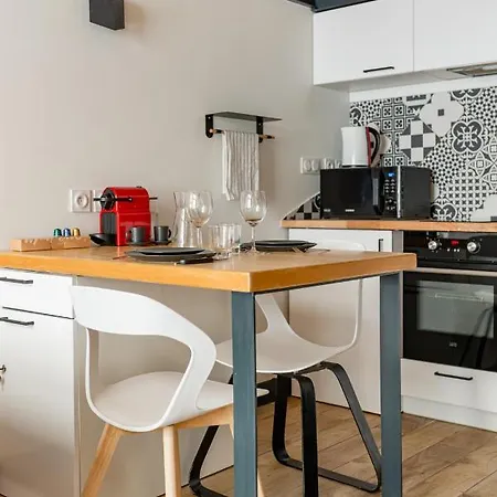 Le Charmant Par Apparthotel 생테티엔